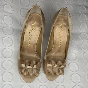 Nina Peep Toe Gold Pump